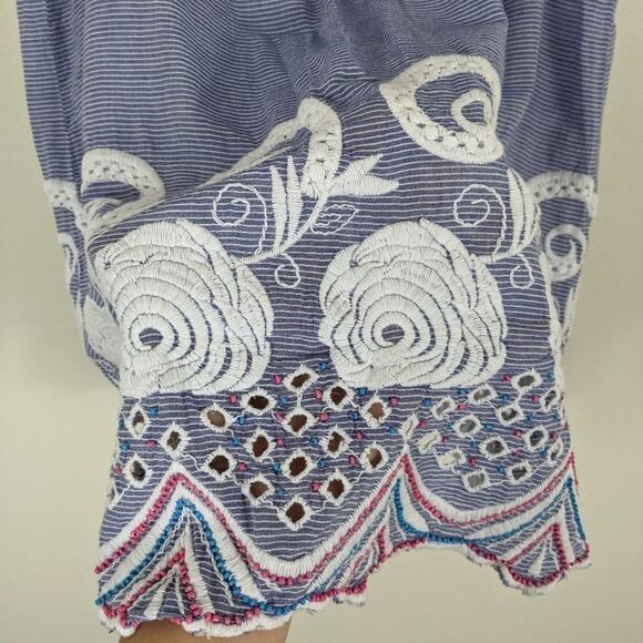 Talbots Blue Striped Embroidered Sleeveless Chambray Top Women's Small - Picture 6 of 7